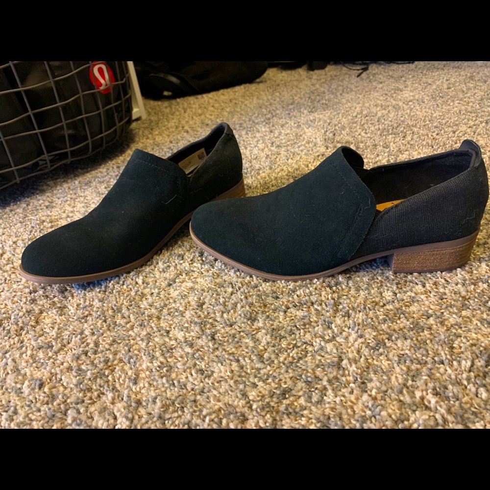NWOT Tom’s ankle boots